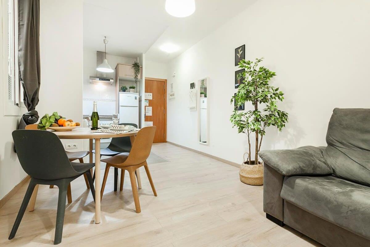 Comfortable 3bd In Poblenou Next To The Only For Families! Appartement *