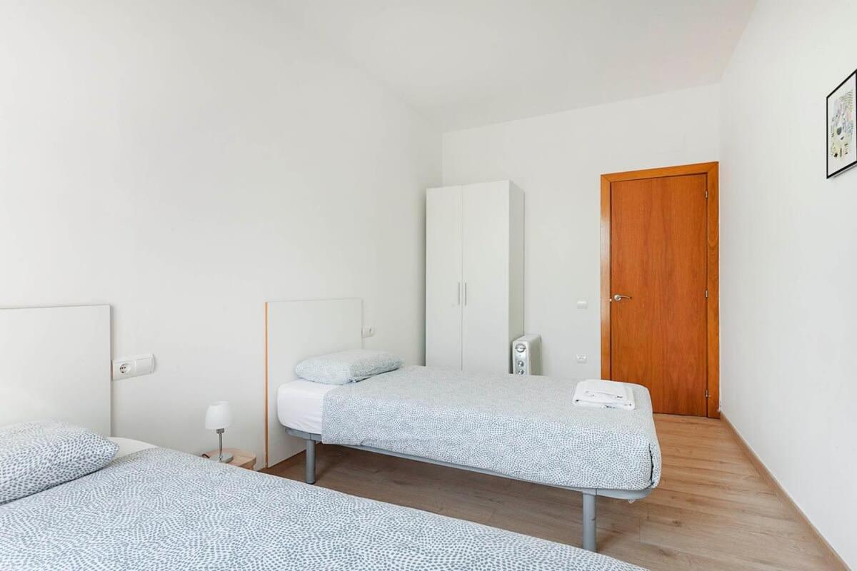 Appartement Comfortable 3bd In Poblenou Next To The Only For Families! Barcelona